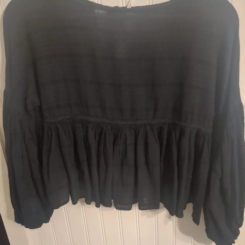 Free People Beaumont Mews Crop Top XS  Women's Gauze Gathered Blouse Black